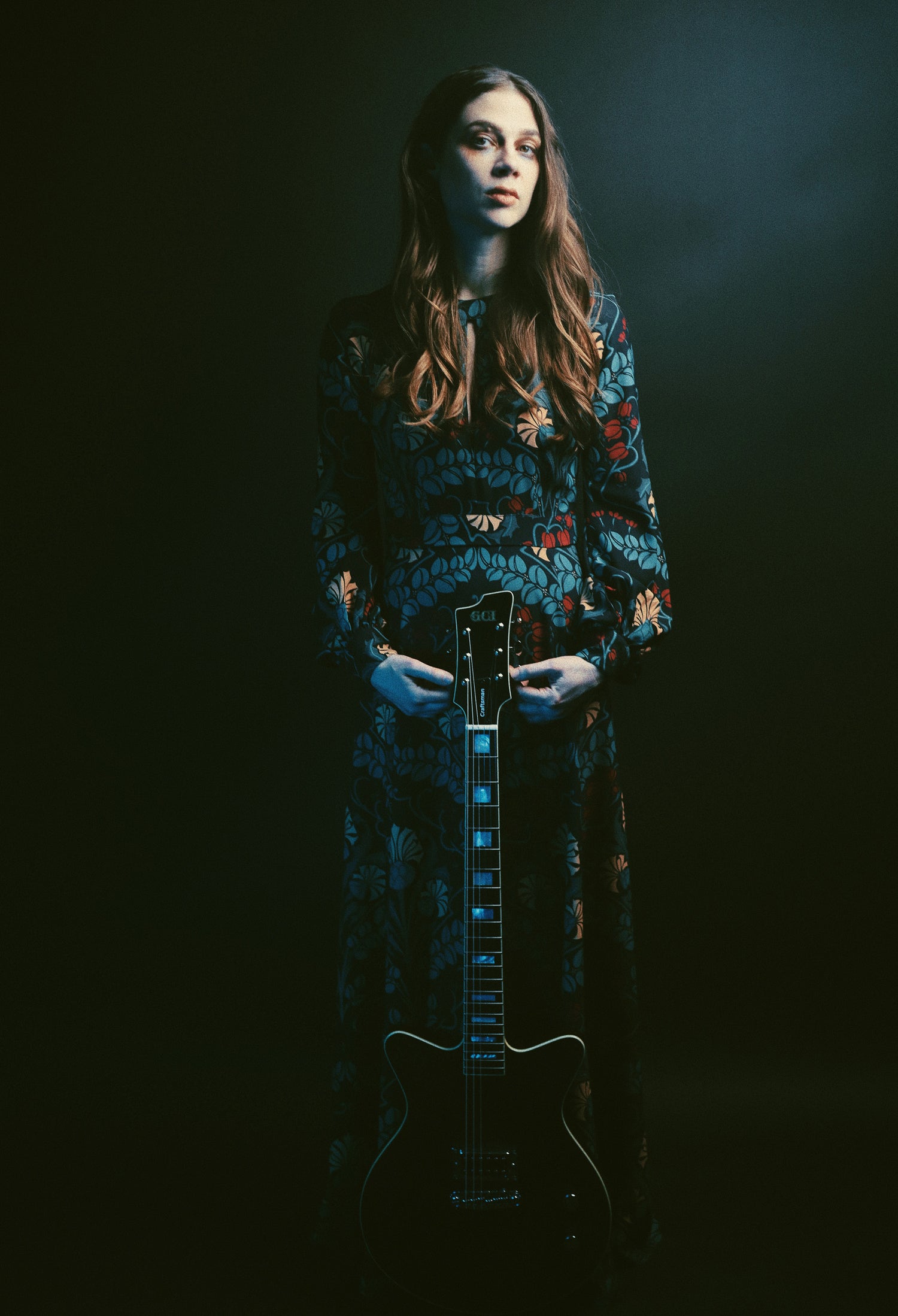 Djunah portrait press photo of singer guitarist Donna Diane 2024